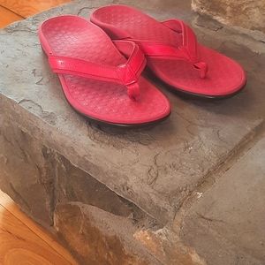 Vionic sandlals